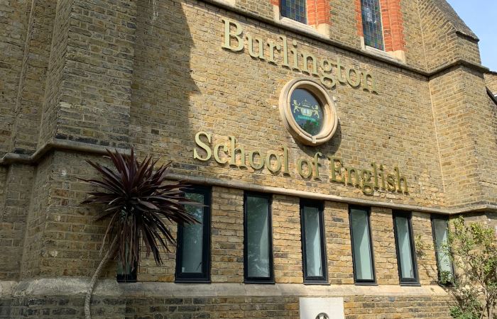 Scopri di più sull'articolo Burlington School London – Sconto del 10% sul tuo corso!